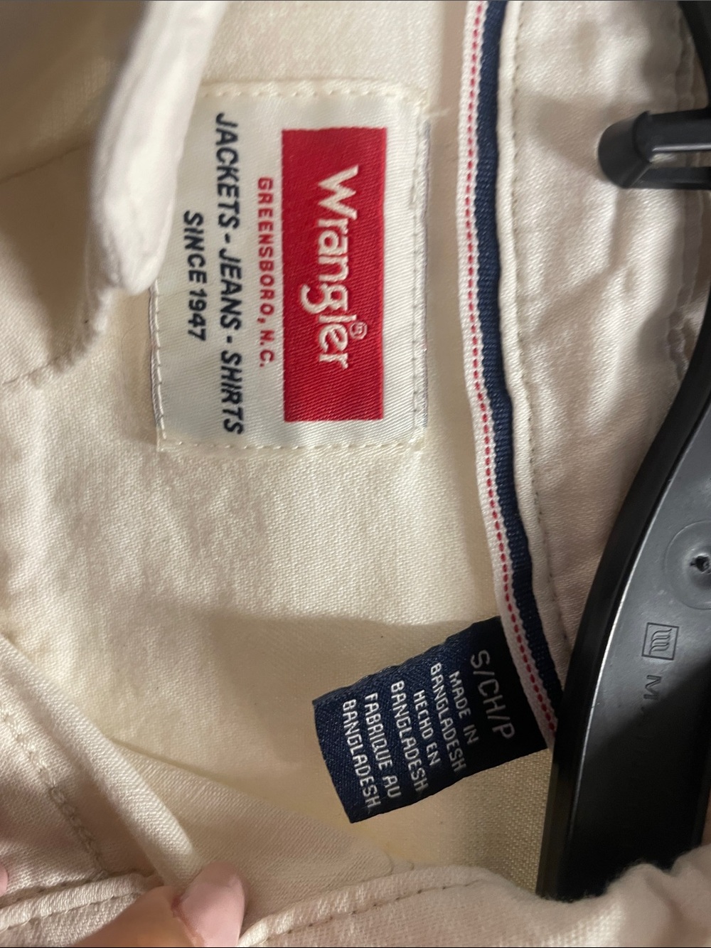 🍁Wrangler be Cream Pearl Snap🍁 - Picture 3 of 4
